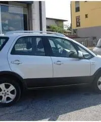 FIAT Sedici 1.9 MJT 4x4 Emotion - 2