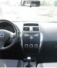FIAT Sedici 1.9 MJT 4x4 Emotion - 4