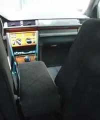 MERCEDES E200 Diesel Mod 1995 ottime condizioni. - 3