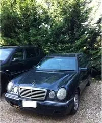 E 200 MERCEDES - 3