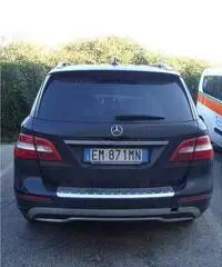 Mercedes ML 250 Bluetec Sport nero