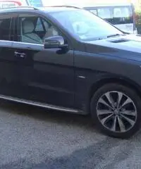 Mercedes ML 250 Bluetec Sport nero - 4