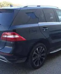 Mercedes ML 250 Bluetec Sport nero - 5