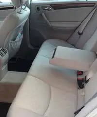 Mercedes c 220 - 6