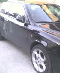Alfa romeo 147 - 2004 - 3