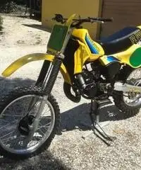 Suzuki rm 250 dell'82