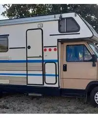 Camper mansarda, 6 posti, con cucina e bagno - 3