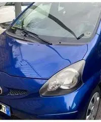 Toyota Aygo 1.0 benzina cambio automatico neopaten