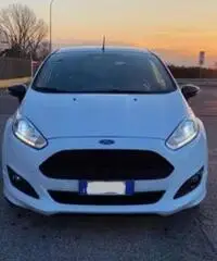 Ford Fiesta st-line 1.5 tdci - 4