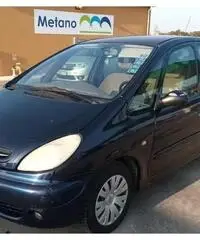 Citroen Xsara Picasso 2.0 diesel Autocarro 4 post