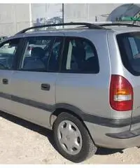 Opel Zafira - 2