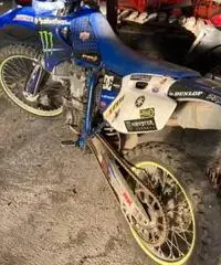 Yamaha yz 450 f - 2