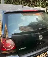 Polo wolkswagen 1.4, nera, benzina,cambio manuale - 3