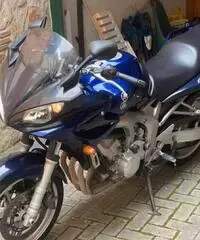 Yamaha Fazer 600