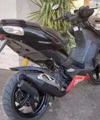 Aprilia 50 sr Factory - 2