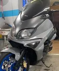 Tmax 500 2006