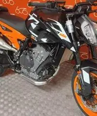 KTM 890 Duke GP