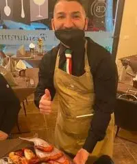 Barista barman accoglienza venditore