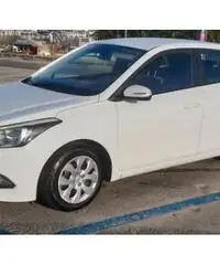 HYUNDAI i20 2ª serie - 2017