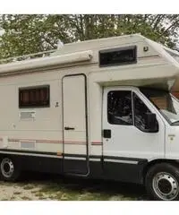 Camper mansardato