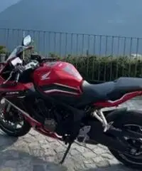 Honda CBR 650 r - 2