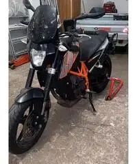 Ktm duke 690