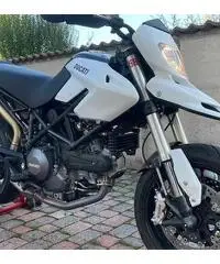 Ducati Hypermotard 796