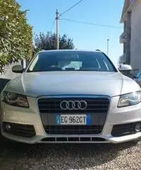 AUDI A4 3ª serie - 2011