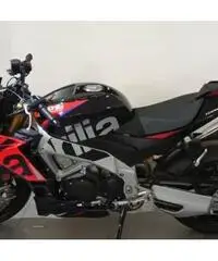 Aprilia Tuono V4 1100 Factory