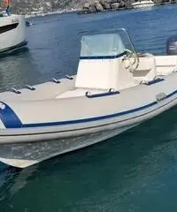 GOMMONE NORTHSTAR 225 RT - 150 cv Yamaha