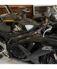 Suzuki gsxr 750 k7