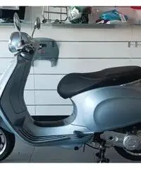 Piaggio Vespa 50 Primavera Sport - 2