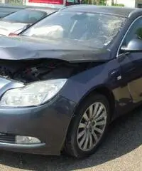 OPEL INSIGNA 2000 CDTI STW SINISTRATA - Milano - 2