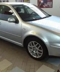 VOLKSWAGEN Golf 1.6 16V cat 5 porte Highline km 138000 - Piemonte