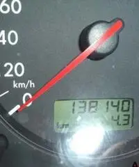 VOLKSWAGEN Golf 1.6 16V cat 5 porte Highline km 138000 - Piemonte - 6