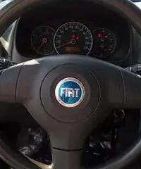 Fiat Sedici 1.9 mjt 4x4 con garanzia - Cuneo - 4