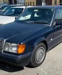 MERCEDES Serie 200-320(*124) - 1992