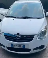 Opel Agila 1.0