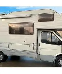 Camper Ford 2.5 Turbo Rimor 660 - 3