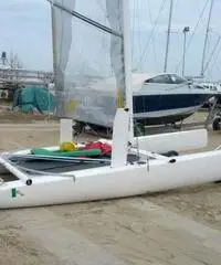 Catamarano bim2000 - 2