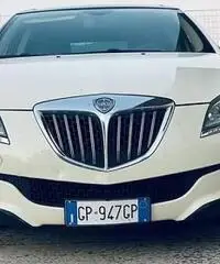 Lancia delta 1.6 mjt 120 cv