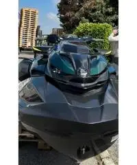 Moto d'acqua sea doo RXP 300 Apex 2023