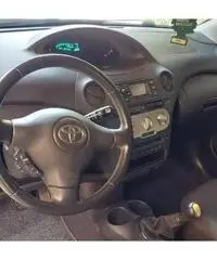 Toyota Yaris 2003 - 5