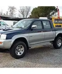 Mitsubishi l200 - 2