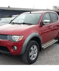 Mitsubishi l200 - 2