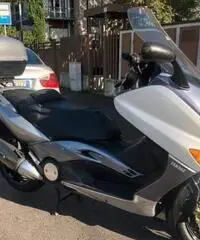 Yamaha T Max - 2007 - 3