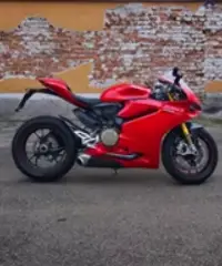 Ducati Panigale 1299 S 2015