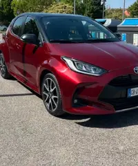 Toyota yaris Hybrido del 2020 full optional - 2