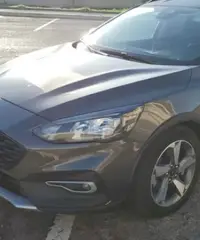 Ford focus activ