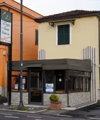 Cedesi Attività - Pizzeria Paninoteca